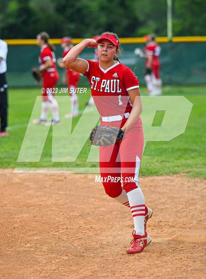 Thumbnail 1 in Burton vs St. Paul photogallery.