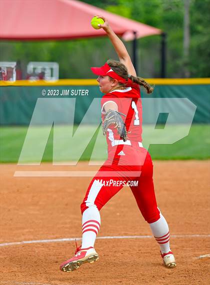 Thumbnail 2 in Burton vs St. Paul photogallery.