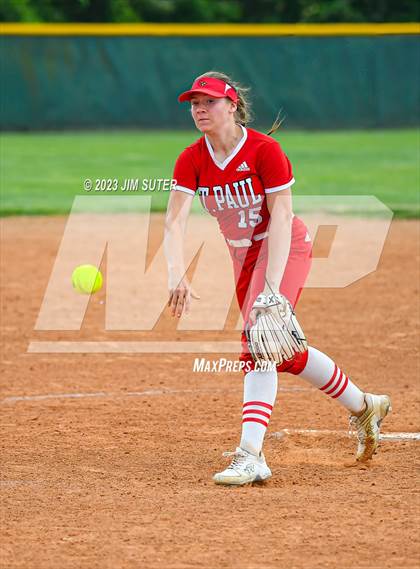 Thumbnail 2 in Burton vs St. Paul photogallery.