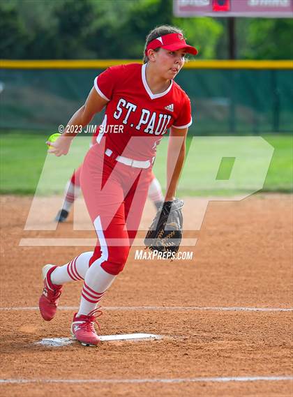 Thumbnail 2 in Burton vs St. Paul photogallery.