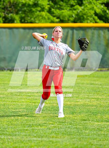 Thumbnail 1 in Burton vs St. Paul photogallery.