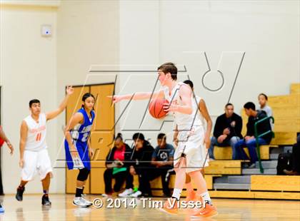 Thumbnail 1 in Lakewood vs. Hinkley photogallery.