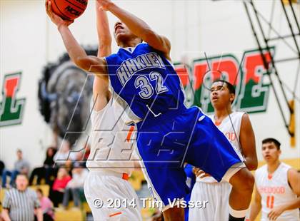 Thumbnail 3 in Lakewood vs. Hinkley photogallery.