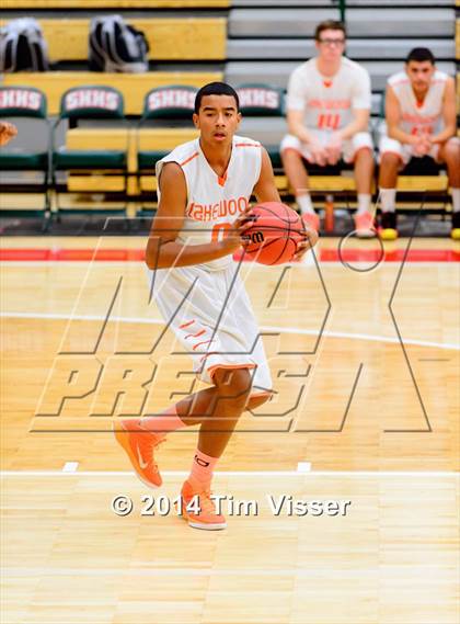 Thumbnail 2 in Lakewood vs. Hinkley photogallery.