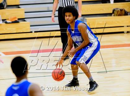 Thumbnail 2 in Lakewood vs. Hinkley photogallery.