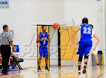 Thumbnail 2 in Lakewood vs. Hinkley photogallery.