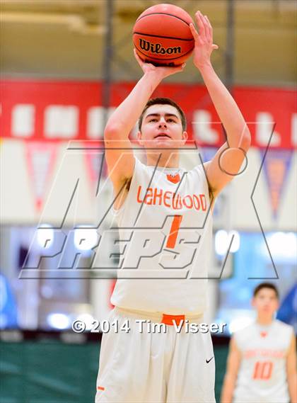 Thumbnail 3 in Lakewood vs. Hinkley photogallery.