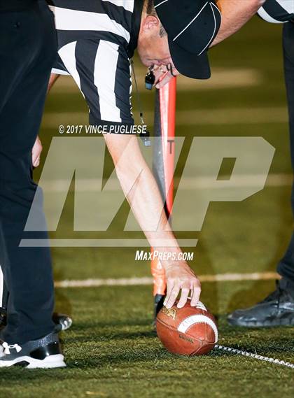 Thumbnail 3 in Bishop Diego vs. Saugus (CIF SS D6 Semi-Final) photogallery.