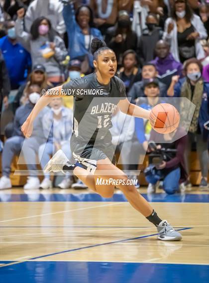 Thumbnail 3 in Sierra Canyon @ La Jolla Country Day CIF SDS Girls' Basketball Championships (California) photogallery.