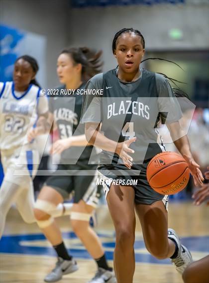 Thumbnail 1 in Sierra Canyon @ La Jolla Country Day CIF SDS Girls' Basketball Championships (California) photogallery.