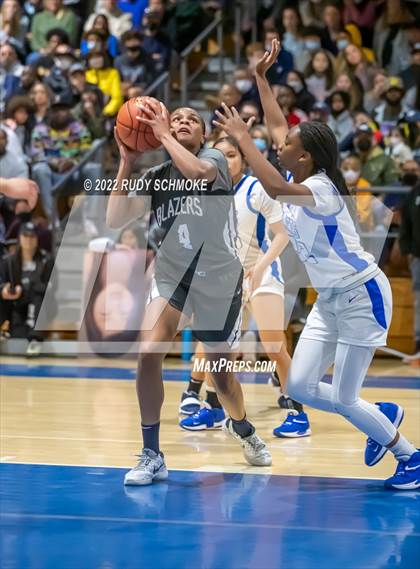 Thumbnail 1 in Sierra Canyon @ La Jolla Country Day CIF SDS Girls' Basketball Championships (California) photogallery.