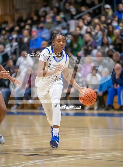 Thumbnail 3 in Sierra Canyon @ La Jolla Country Day CIF SDS Girls' Basketball Championships (California) photogallery.