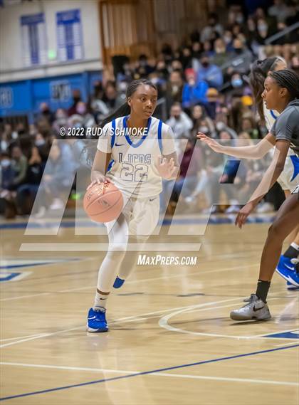 Thumbnail 3 in Sierra Canyon @ La Jolla Country Day CIF SDS Girls' Basketball Championships (California) photogallery.
