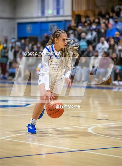 Thumbnail 2 in Sierra Canyon @ La Jolla Country Day CIF SDS Girls' Basketball Championships (California) photogallery.