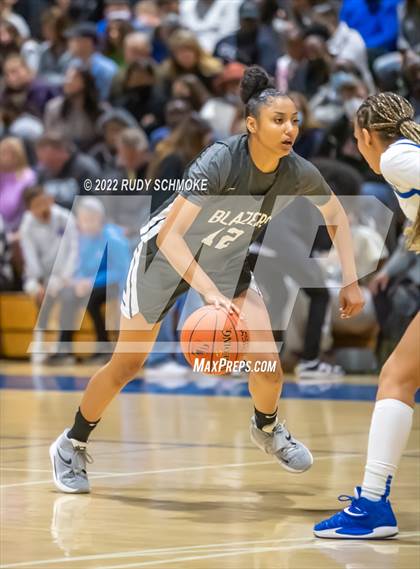 Thumbnail 2 in Sierra Canyon @ La Jolla Country Day CIF SDS Girls' Basketball Championships (California) photogallery.