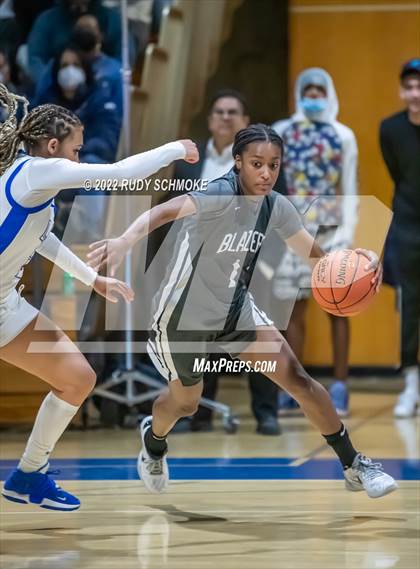 Thumbnail 3 in Sierra Canyon @ La Jolla Country Day CIF SDS Girls' Basketball Championships (California) photogallery.
