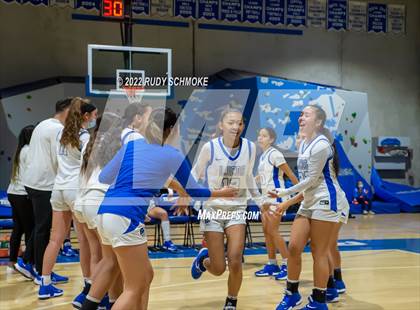 Thumbnail 1 in Sierra Canyon @ La Jolla Country Day CIF SDS Girls' Basketball Championships (California) photogallery.