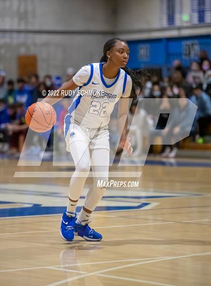 Thumbnail 3 in Sierra Canyon @ La Jolla Country Day CIF SDS Girls' Basketball Championships (California) photogallery.