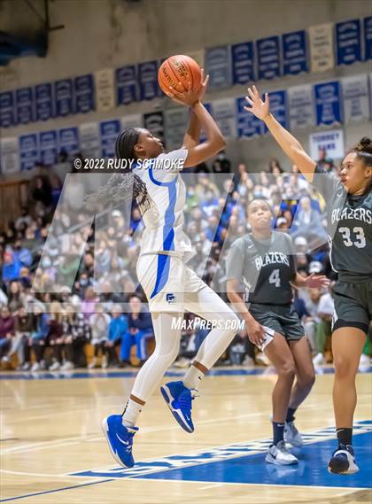 Thumbnail 1 in Sierra Canyon @ La Jolla Country Day CIF SDS Girls' Basketball Championships (California) photogallery.