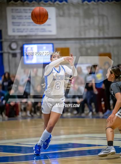 Thumbnail 1 in Sierra Canyon @ La Jolla Country Day CIF SDS Girls' Basketball Championships (California) photogallery.