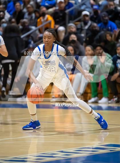 Thumbnail 1 in Sierra Canyon @ La Jolla Country Day CIF SDS Girls' Basketball Championships (California) photogallery.