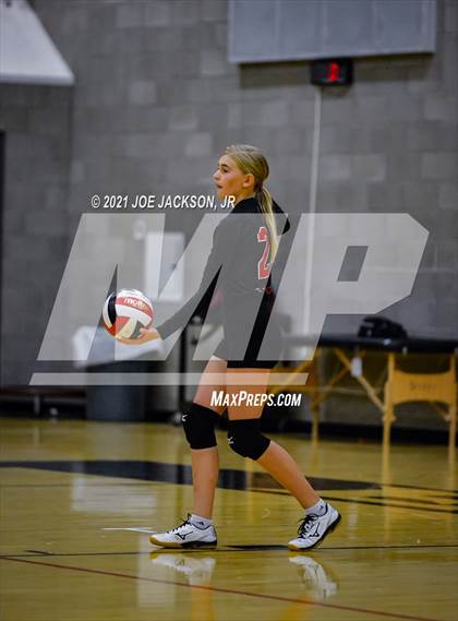 Thumbnail 2 in Empire vs Tucson High photogallery.