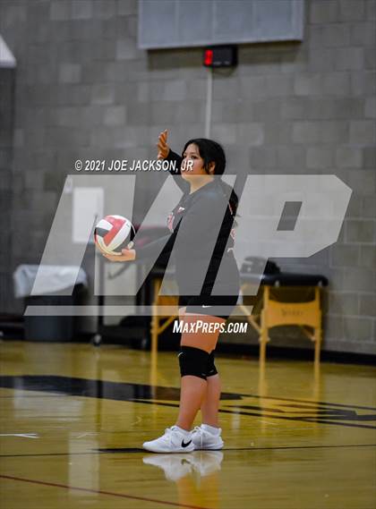 Thumbnail 3 in Empire vs Tucson High photogallery.