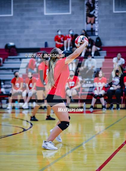 Thumbnail 2 in Empire vs Tucson High photogallery.
