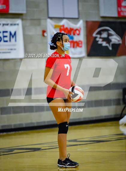 Thumbnail 3 in Empire vs Tucson High photogallery.