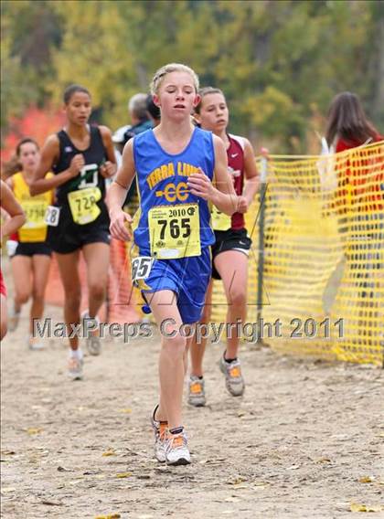 Thumbnail 3 in CIF State Cross Country Championships (D4 Girls) photogallery.