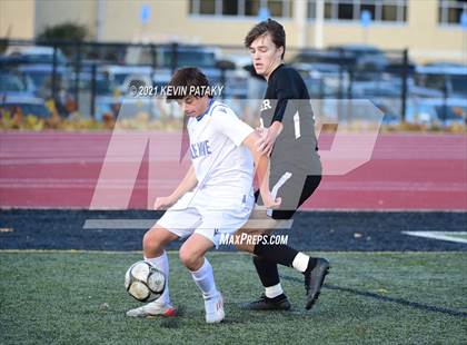 Thumbnail 2 in Darien @ Xavier (CIAC Class LL Quarterfinal) photogallery.