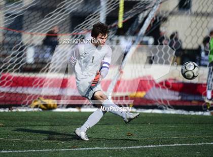 Thumbnail 3 in Darien @ Xavier (CIAC Class LL Quarterfinal) photogallery.