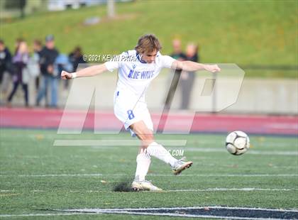 Thumbnail 3 in Darien @ Xavier (CIAC Class LL Quarterfinal) photogallery.