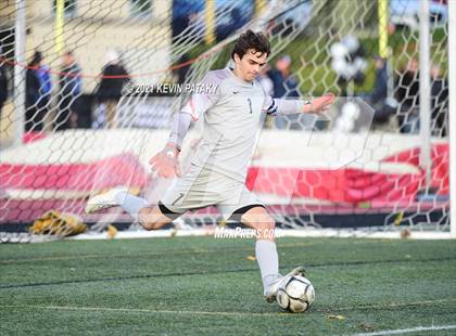 Thumbnail 2 in Darien @ Xavier (CIAC Class LL Quarterfinal) photogallery.