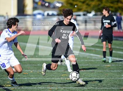 Thumbnail 2 in Darien @ Xavier (CIAC Class LL Quarterfinal) photogallery.