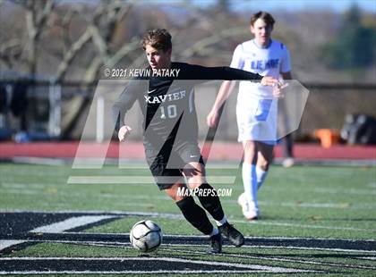 Thumbnail 3 in Darien @ Xavier (CIAC Class LL Quarterfinal) photogallery.