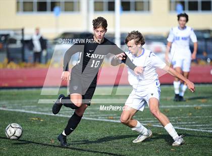 Thumbnail 3 in Darien @ Xavier (CIAC Class LL Quarterfinal) photogallery.