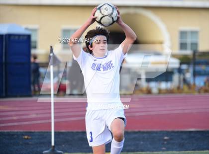 Thumbnail 3 in Darien @ Xavier (CIAC Class LL Quarterfinal) photogallery.