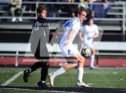 Thumbnail 1 in Darien @ Xavier (CIAC Class LL Quarterfinal) photogallery.