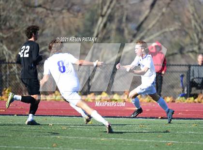 Thumbnail 2 in Darien @ Xavier (CIAC Class LL Quarterfinal) photogallery.