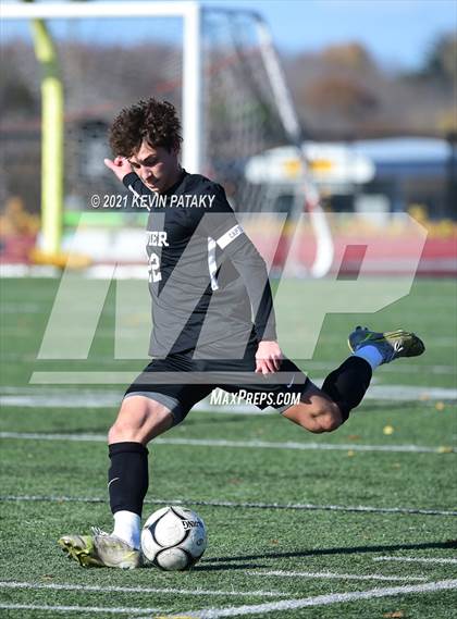 Thumbnail 2 in Darien @ Xavier (CIAC Class LL Quarterfinal) photogallery.