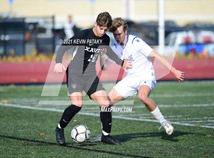 Thumbnail 3 in Darien @ Xavier (CIAC Class LL Quarterfinal) photogallery.