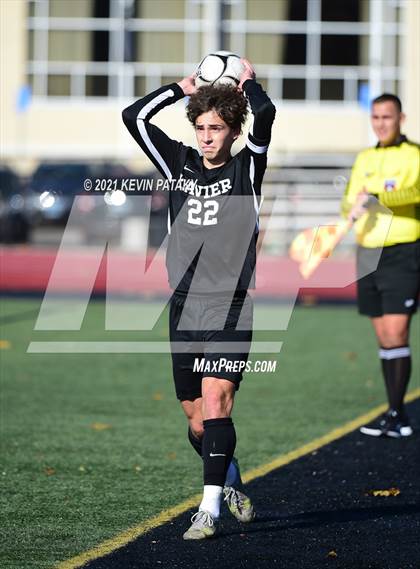 Thumbnail 3 in Darien @ Xavier (CIAC Class LL Quarterfinal) photogallery.