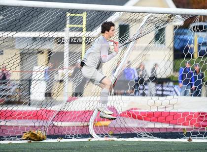 Thumbnail 2 in Darien @ Xavier (CIAC Class LL Quarterfinal) photogallery.