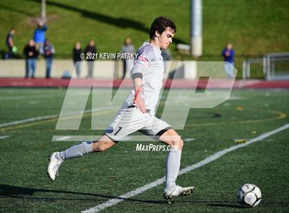 Thumbnail 3 in Darien @ Xavier (CIAC Class LL Quarterfinal) photogallery.