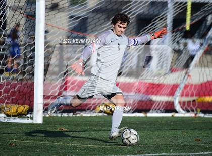 Thumbnail 3 in Darien @ Xavier (CIAC Class LL Quarterfinal) photogallery.