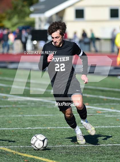 Thumbnail 2 in Darien @ Xavier (CIAC Class LL Quarterfinal) photogallery.