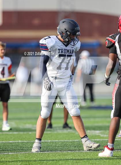 Thumbnail 1 in Truman vs Raytown South (Grain Valley Jamboree) photogallery.