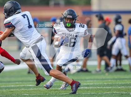 Thumbnail 1 in Truman vs Raytown South (Grain Valley Jamboree) photogallery.