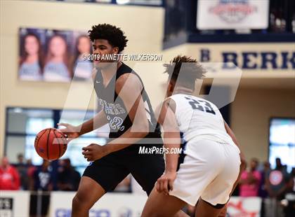 Thumbnail 3 in Berkeley Prep vs. University (ARS/Rescue Rooter National Hoopfest) photogallery.